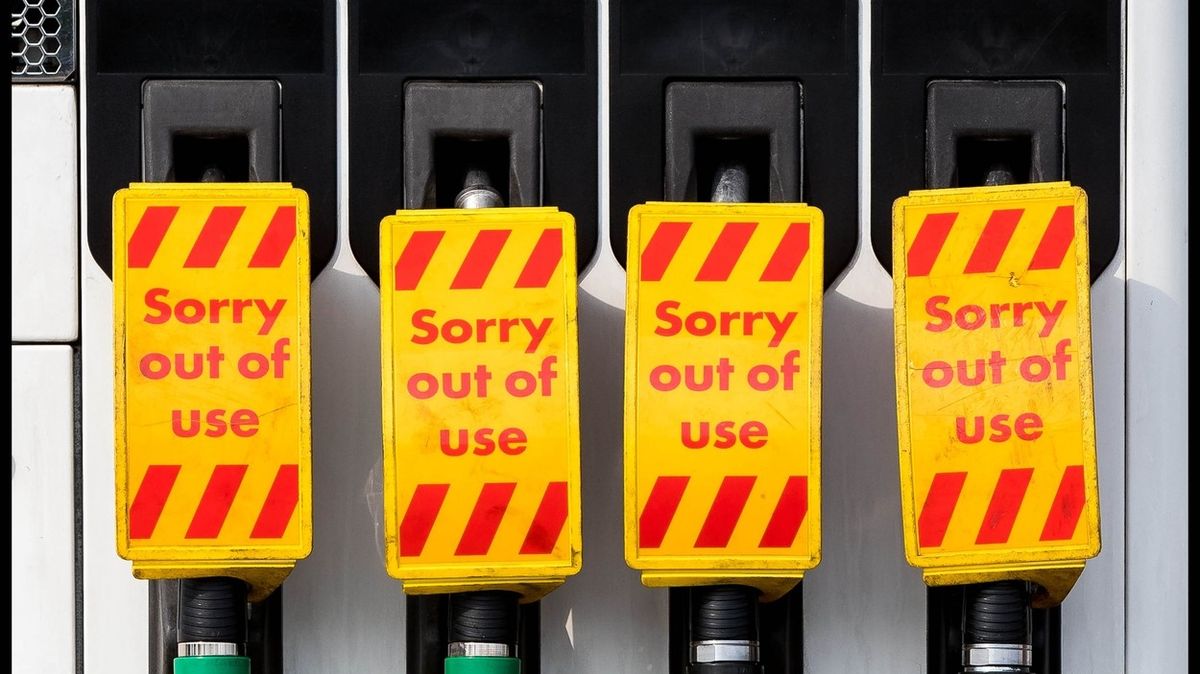 FOTO: Benzínová krize v Británii